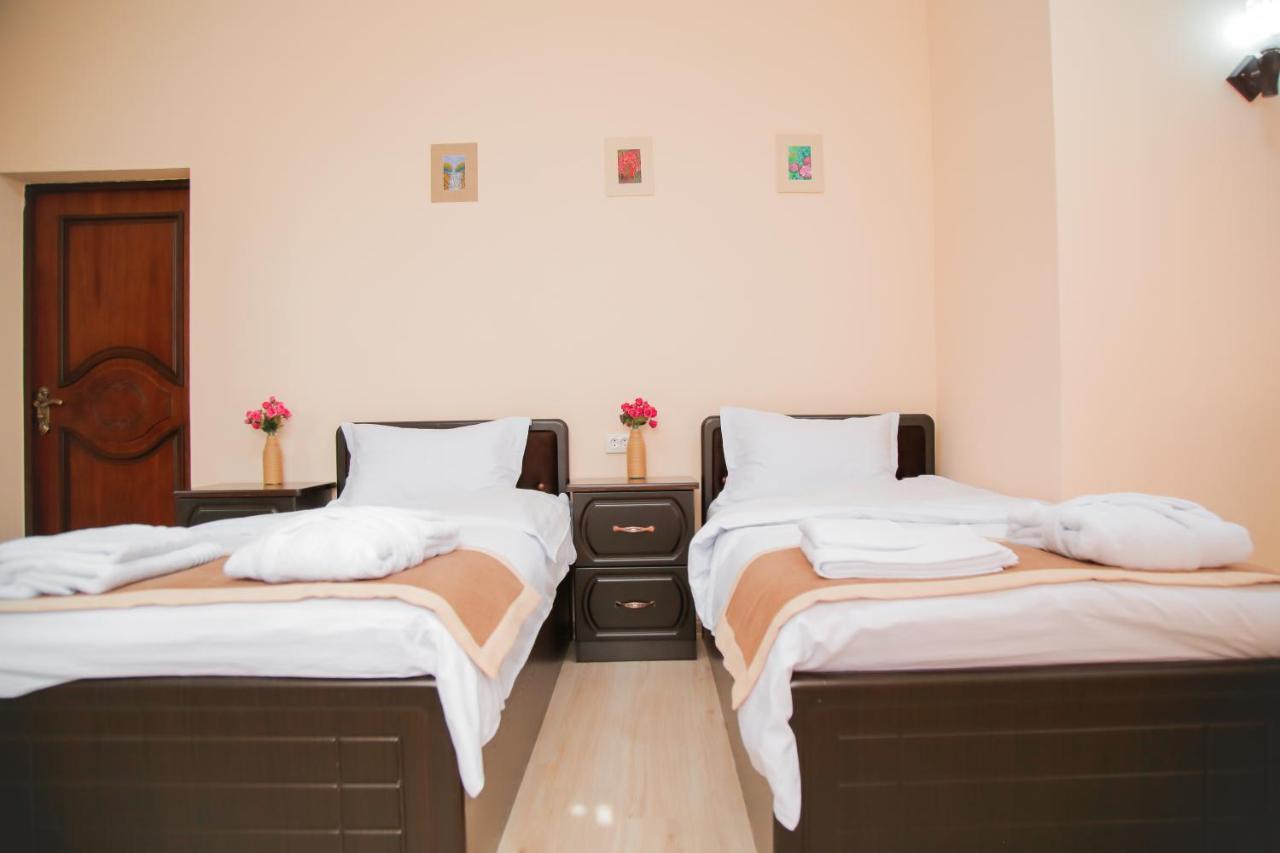 Casa De Higos Bed & Breakfast Самарканд Екстериор снимка